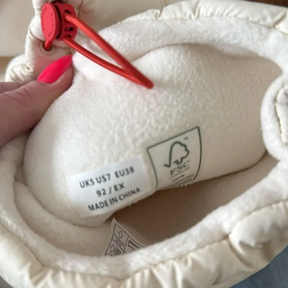 Free People x Hunter Original Insulated Tall Snow Boots size 7